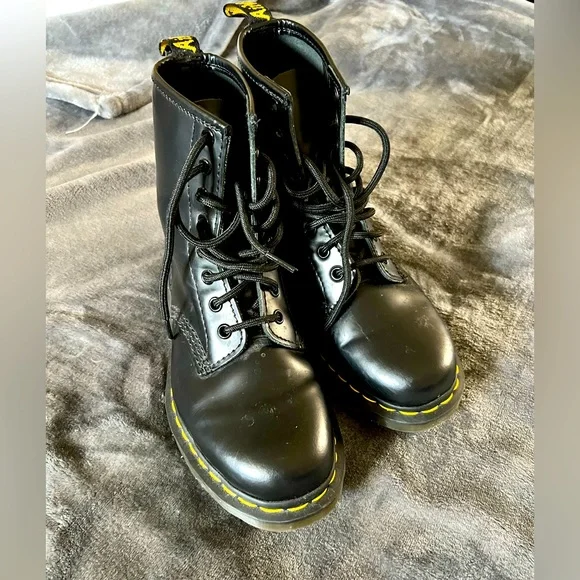Dr. Martens | Shoes | Doc Martens Original Airwair 46 Boot  display picture 1